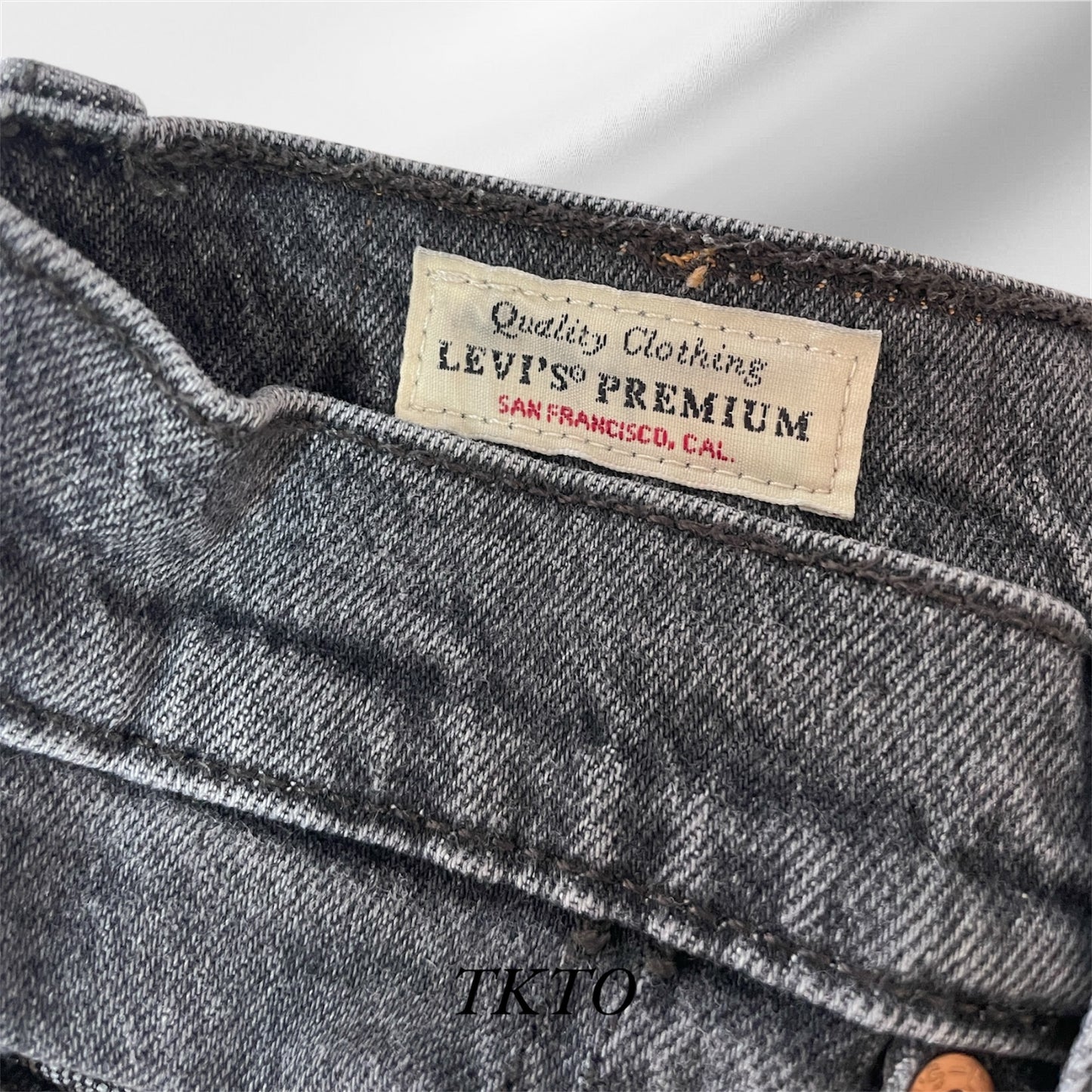Levi’s Women’s 501 High Rise Denim Short