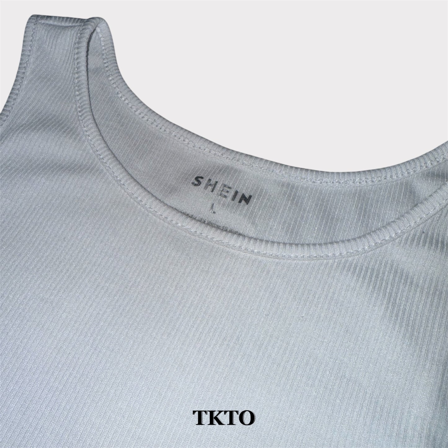 SHEIN Women’s Top (L)